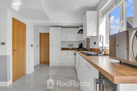 3 Springcroft Drive, Doncaster, DN5 9HG