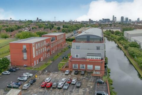 undefined, Tobacco Wharf, Commercial Road, L5