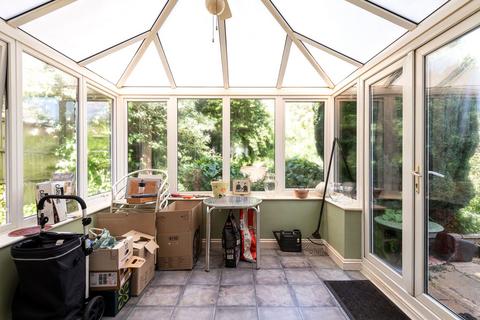 6 bedroom detached house for sale, Baldwin Road, Sheerness ME12