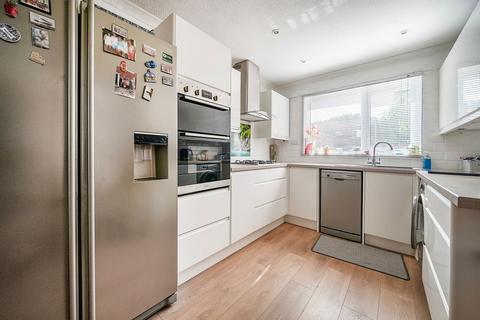 23 Trinidad Close, Basingstoke, RG24 9PY