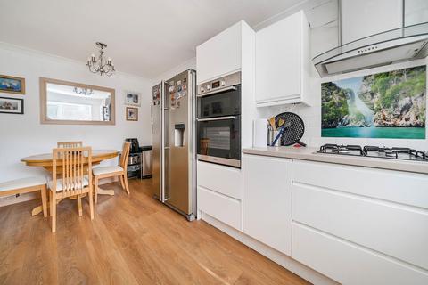 23 Trinidad Close, Basingstoke, RG24 9PY