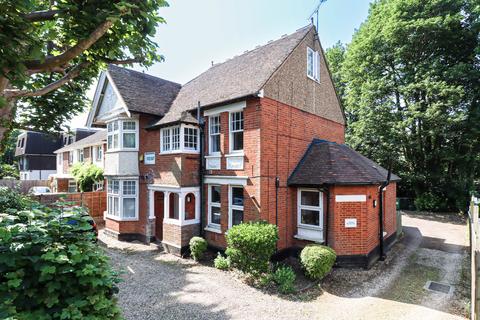 1 bedroom flat to rent, London Road, St Albans, Hertfordshire, AL1