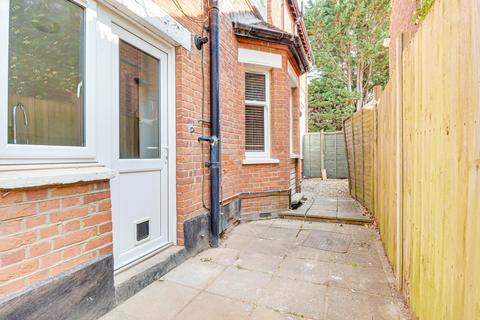 1 bedroom flat to rent, London Road, St Albans, Hertfordshire, AL1