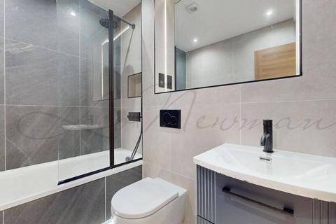 2 bedroom flat to rent, Colyton Road, London, SE22