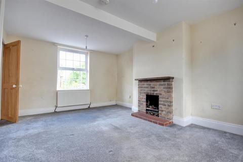 2 bedroom end of terrace house for sale, Main Street, Watton
