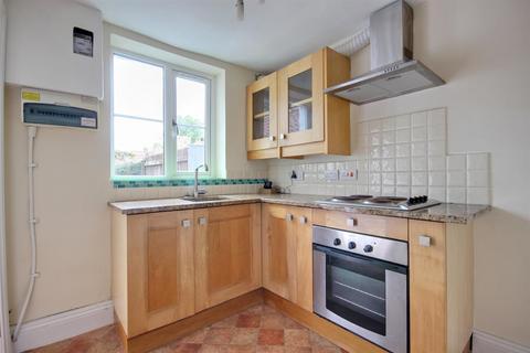 2 bedroom end of terrace house for sale, Main Street, Watton