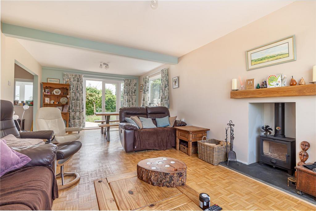 Living-room-4.jpg