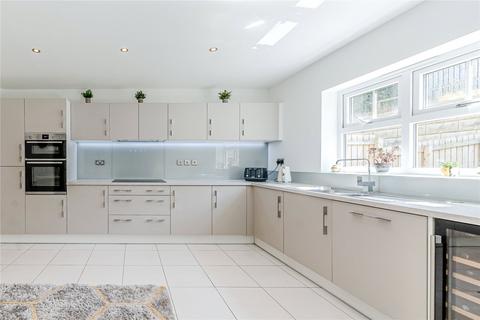 5 bedroom detached house for sale, Waddle Road, Micklefield, Leeds