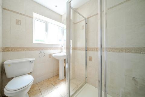 2 Queens Road, Wallington, SM6 0AG