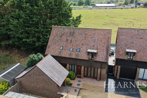 3 bedroom detached house for sale, Lake Farm Close, Ferndown, BH22