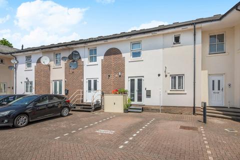 29 Francis Close, London, E14 3DE