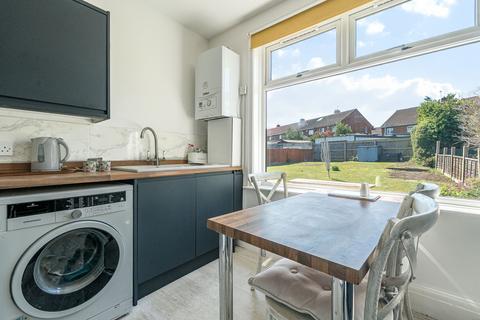 2 bedroom bungalow for sale, Broomhill Road, Somerset BS4
