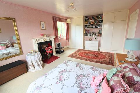 4 bedroom detached house for sale, Sandilands 45 Pensham, Pensham, Pershore, Worcestershire