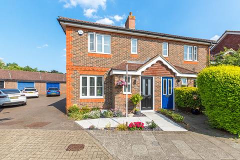 7 Thistlefield Close, Bexley, DA5 3GJ