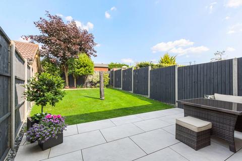 7 Thistlefield Close, Bexley, DA5 3GJ