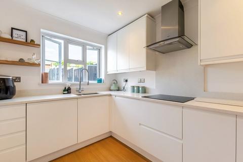 7 Thistlefield Close, Bexley, DA5 3GJ