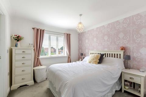 7 Thistlefield Close, Bexley, DA5 3GJ