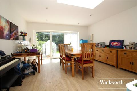 4 bedroom terraced house for sale, Ashley Drive, Borehamwood, Hertfordshire, WD6