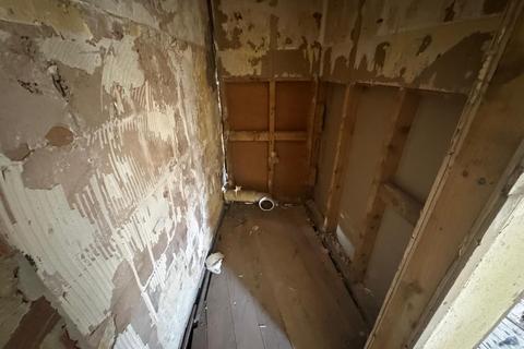 6 bedroom end of terrace house for sale, Burlington Road, Leeds
