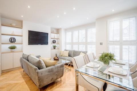 3 bedroom flat for sale, Lindrop Street, London, SW6