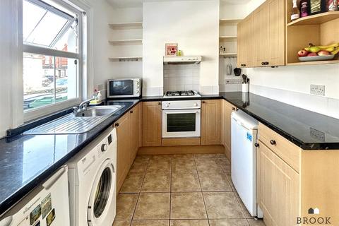 3 bedroom end of terrace house for sale, Warrior Square, Eastbourne BN22