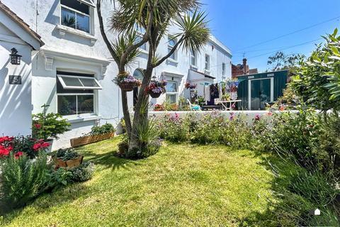 3 bedroom end of terrace house for sale, Warrior Square, Eastbourne BN22