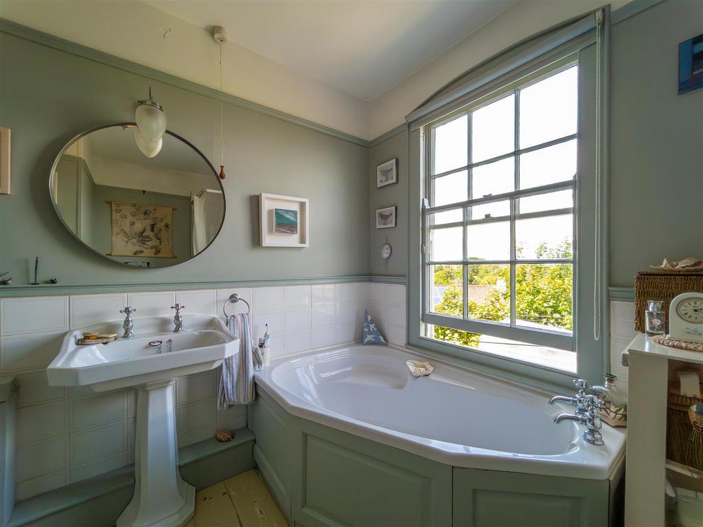Manse, St Keverne-20.jpg