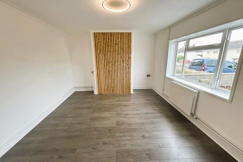 69 Brynsierfel, Llanelli, SA14 9HD