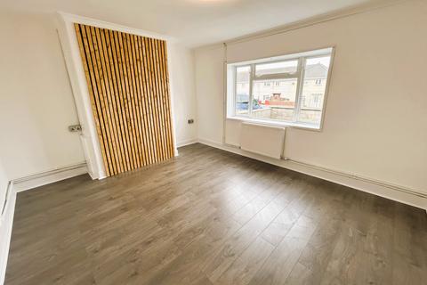 69 Brynsierfel, Llanelli, SA14 9HD