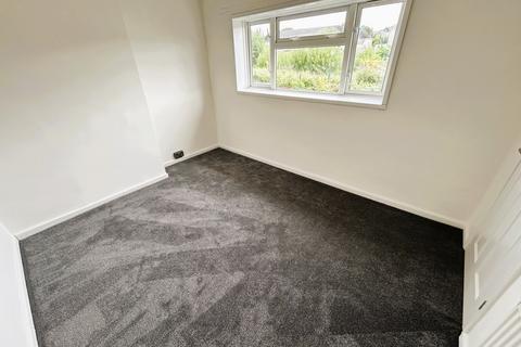 69 Brynsierfel, Llanelli, SA14 9HD