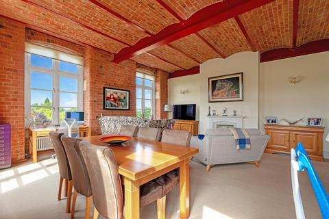 27 Bliss Mill, Chipping Norton, OX7 5JR