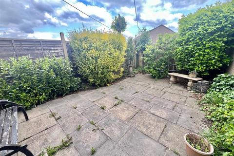 3 bedroom semi-detached house for sale, Mount Avenue, Mount, Huddersfield