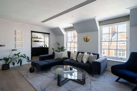 3 bedroom apartment for sale, Mount Street, London, W1K 2