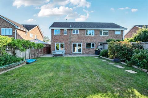 15 Crawley Crescent, Trowbridge, BA14 9SW