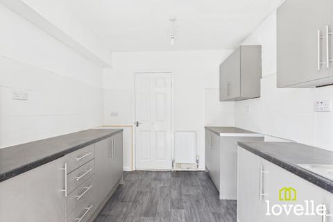 3 bedroom semi-detached house for sale, Vine Close, East Riding of Yorkshire HU16