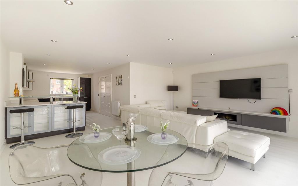 Kitchen/Sitting Room