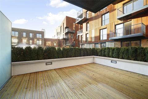 2 bedroom apartment to rent, Whiting Way London SE16