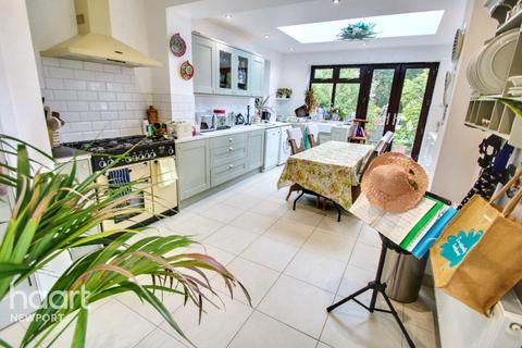 4 bedroom semi-detached house for sale, Eveswell Park Road, Newport