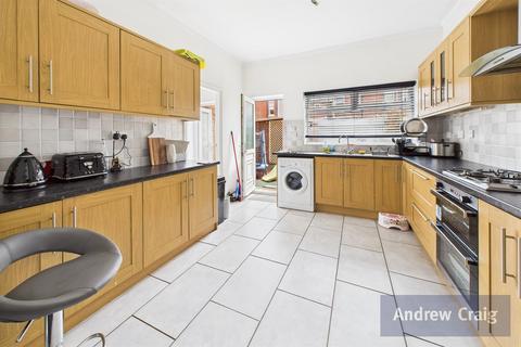 3 bedroom terraced house for sale, Alverthorpe Street, South Shields