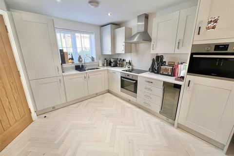 51 Bailey Road, Wilmslow, SK9 2TX