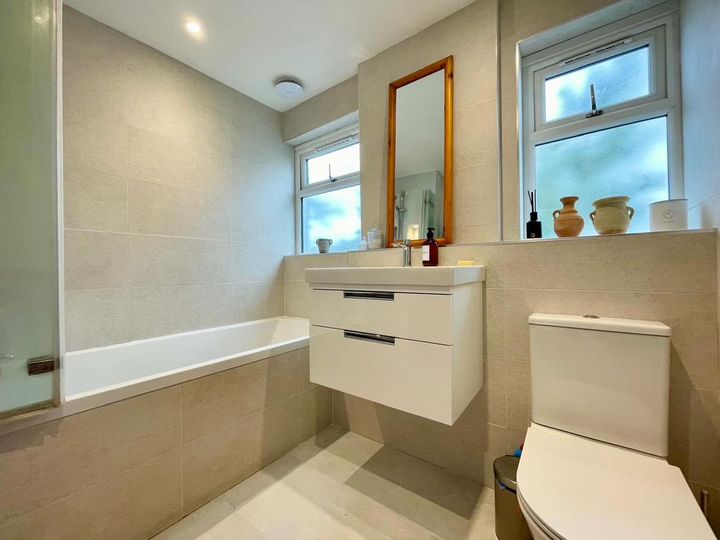 Family bathroom