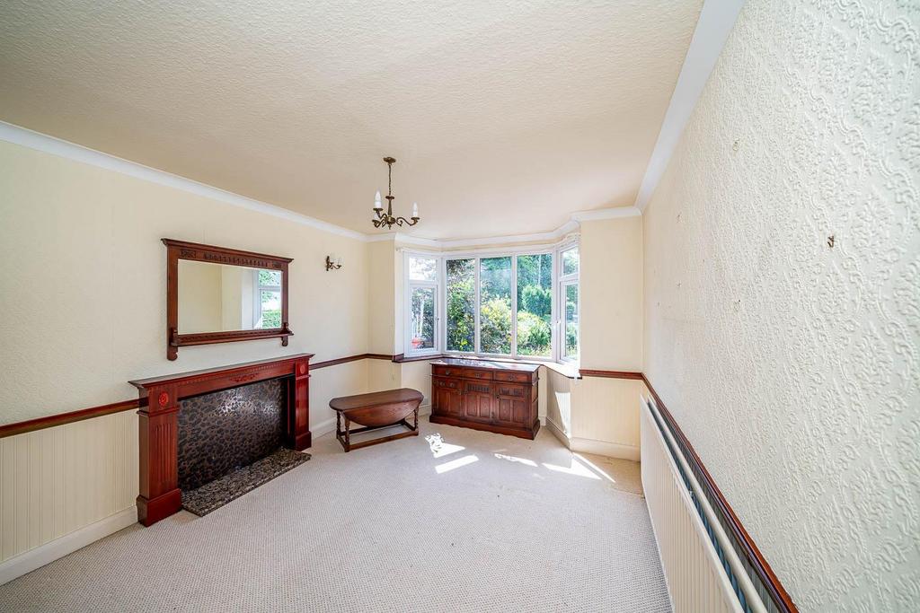 Webbs Estate Agents.jpg