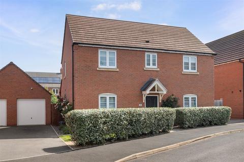 4 bedroom detached house for sale, Bosworth Avenue, Stratford-Upon-Avon