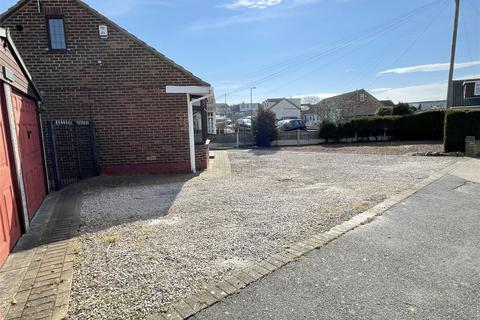 28 Ashway, Corringham, Stanford-le-hope, SS17 9EB