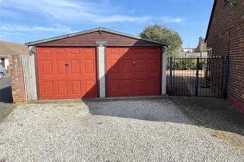 28 Ashway, Corringham, Stanford-le-hope, SS17 9EB