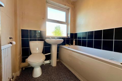 1 bedroom flat for sale, Market Court, South Cave, Brough