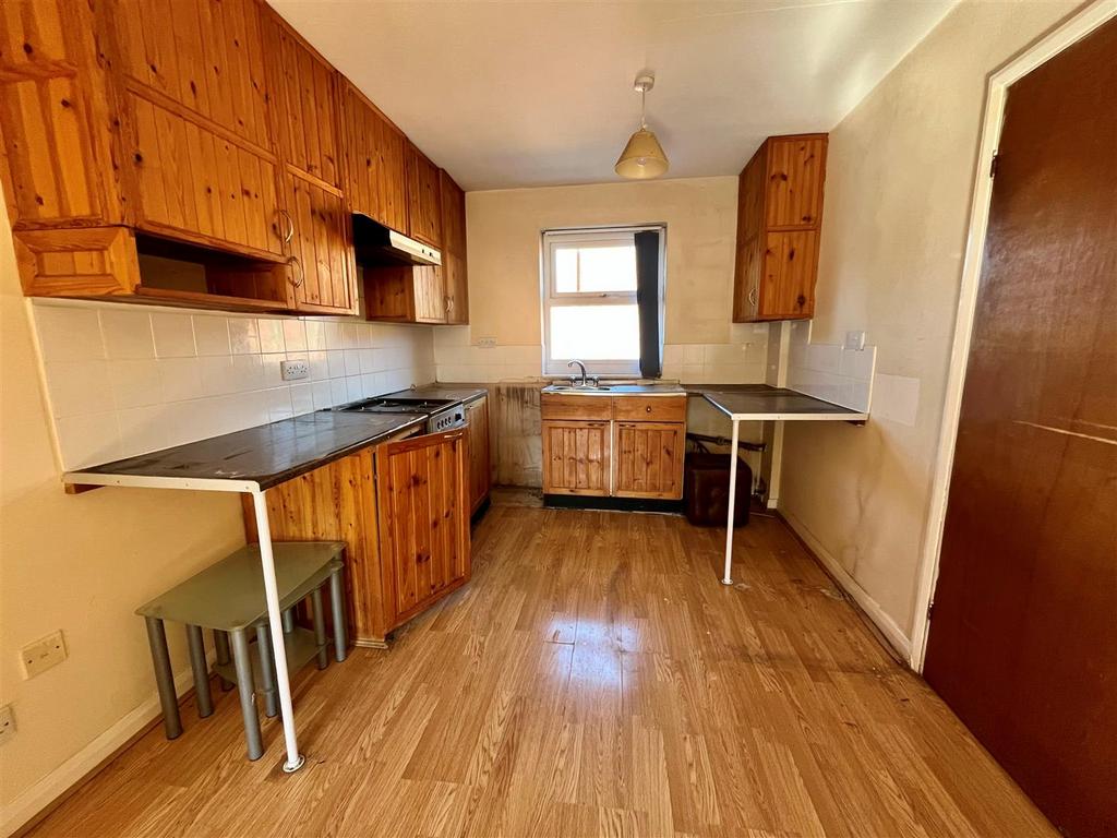 Kitchen Area.jpg