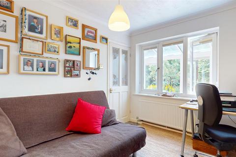 4 bedroom detached house for sale, Meadowsweet, Walnut Tree, Milton Keynes