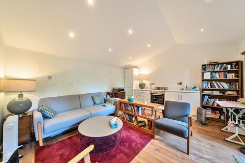undefined, Ridge Lane, Nascot Wood, Watford WD17 4SY