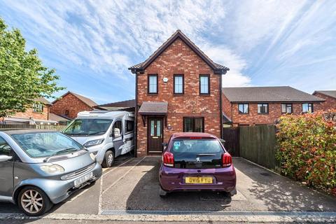 3 bedroom detached house to rent, Bergamot Place,  East Oxford,  OX4